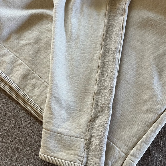 Long sleeve pullover by Territory Ahead - Picture 3 of 8